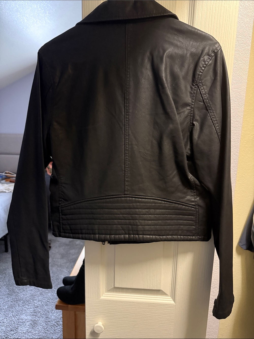 Blank NYC Black Faux Leather Moto Jacket with Zip Details - Picture 3 of 8